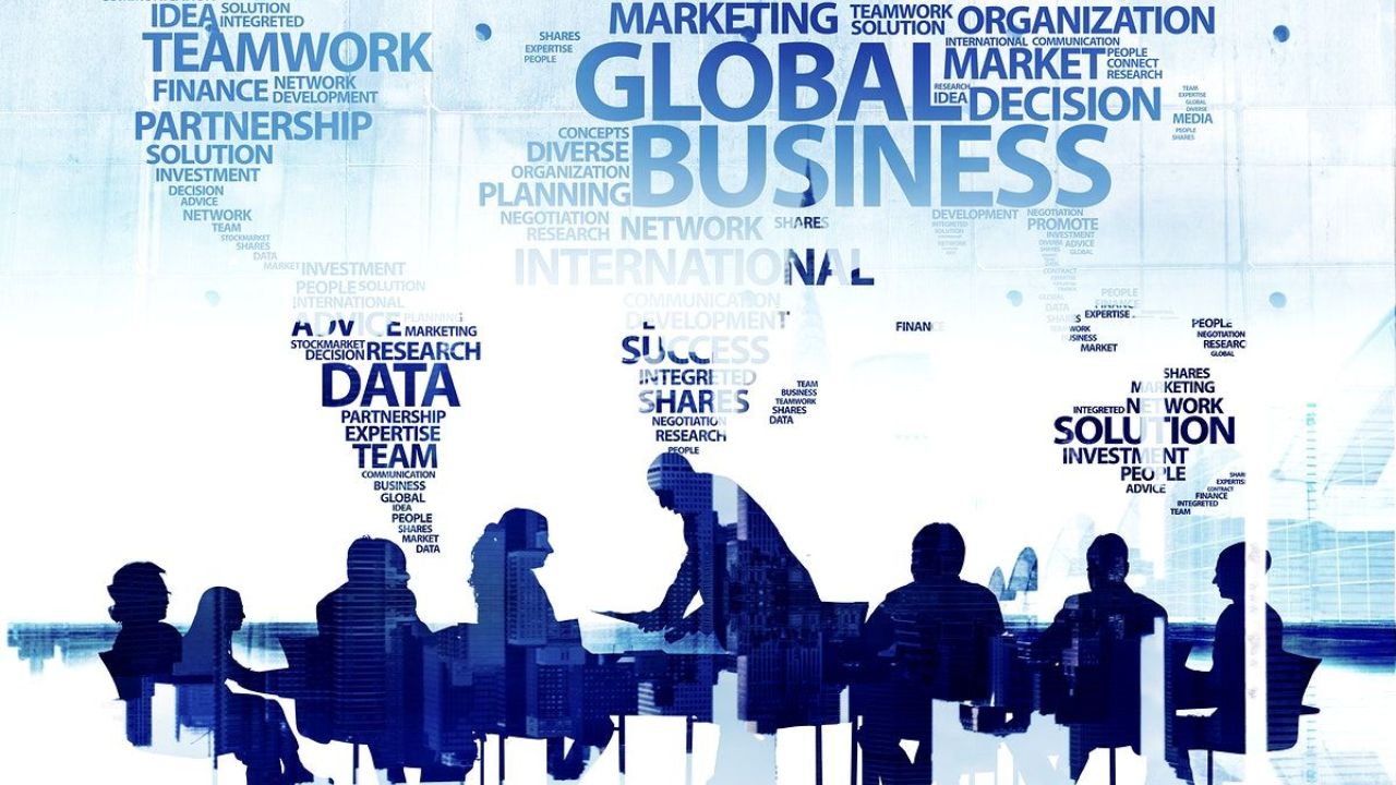 International Clients Day: थँक यू डियर क्लायंट! व्यवसायाला यशाच्या शिखरावर नेणाऱ्या ग्राहकांचा सन्मान वाढवणारा आज दिवस