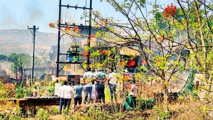 Satara News : काळ आलेला पण वेळ नव्हती आली ; स्फोटांच्या मालिकेने हादरला MIDC परिसर