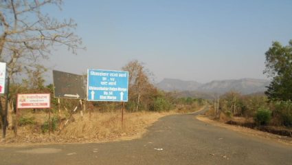 Karjat News : वाहतूक कोंडीचा प्रश्न मिटणार; नेरळ- शिरूर – पुणे – अहिल्यानगर महामार्गाला राज्यसरकारच्या हिरवा कंदील