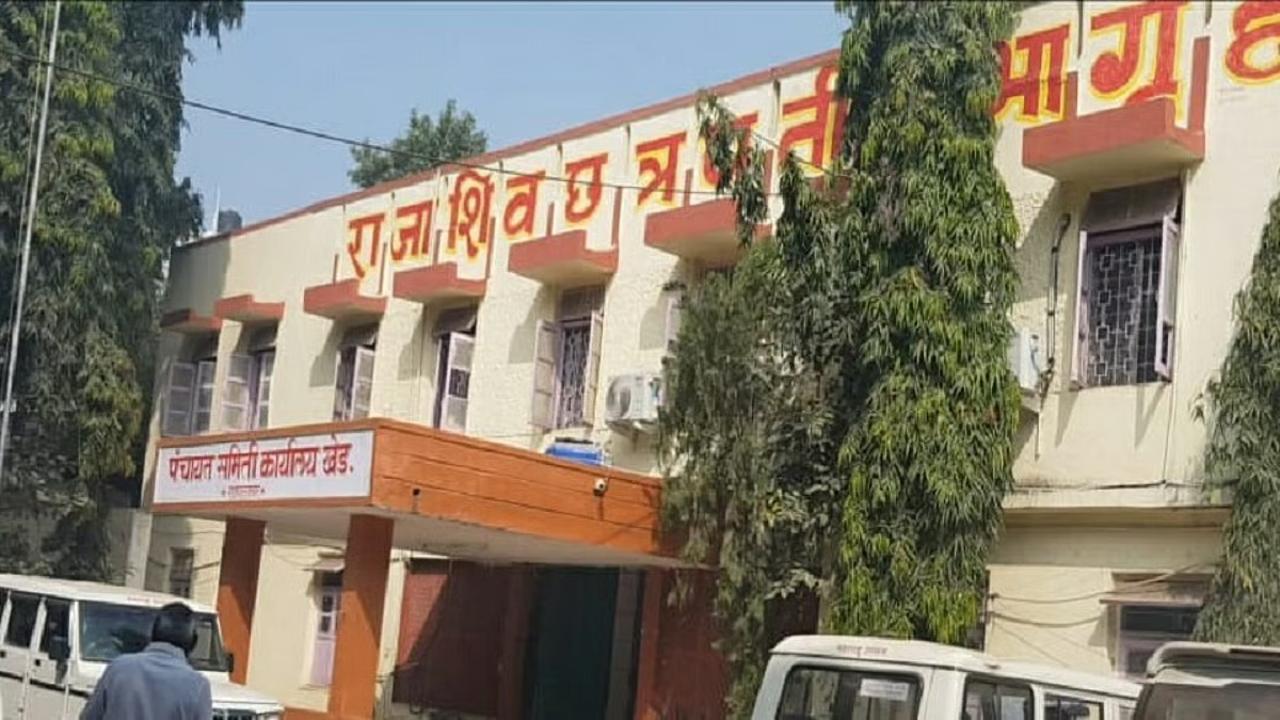 खेड पंचायत समितीवर ठाकरेंच्या शिवसेनेचा भगवा; बाबाजी काळेंची रणनीती ठरली यशस्वी