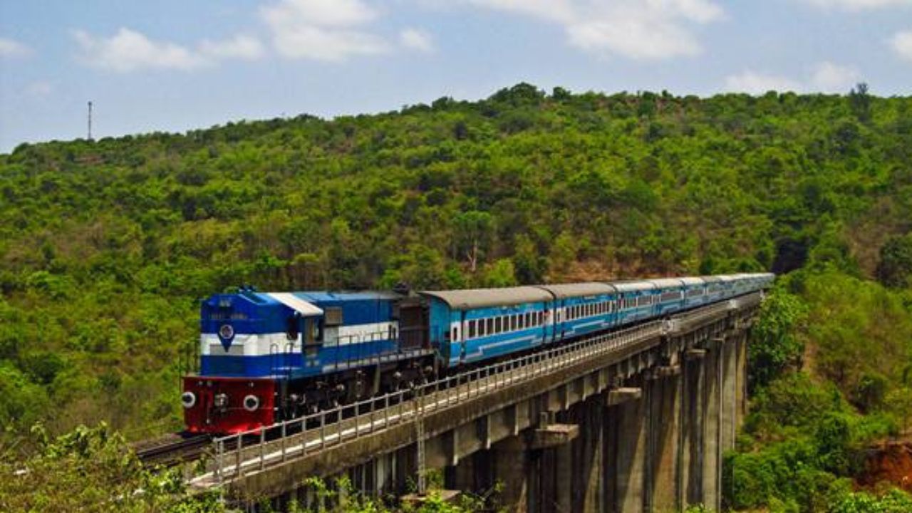 Kolhapur News : कोकण ते कोल्हापूर प्रवास आता होणार सोपा; रोजगार हमी योजनेतून विकासकामाला गती