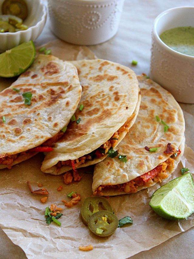 उरलेल्या शिळ्या पोळीपासून घरी बनवा 5 भन्नाट पदार्थ 