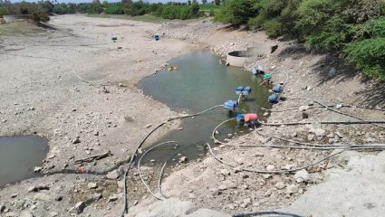 मीना नदीवरील बंधारे पडले कोरडे; आंबेगाव तालुक्याच्या पूर्व भागातील शेतकऱ्यांची चिंता वाढली