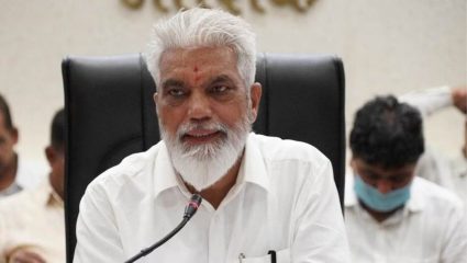 निम्म्याहून अधिक शाळा मोडकळीस! मॉडेल शाळा तयार करण्याचे प्रस्ताव… अनेक सुविधांवर भर