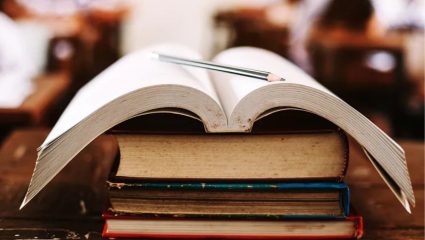 नवीन शैक्षणिक वर्षाची तयारी सुरु! ऐनवाडी येथे नववी-दहावीचे वर्गांना ‘या’ तारखेपासून सुरुवात