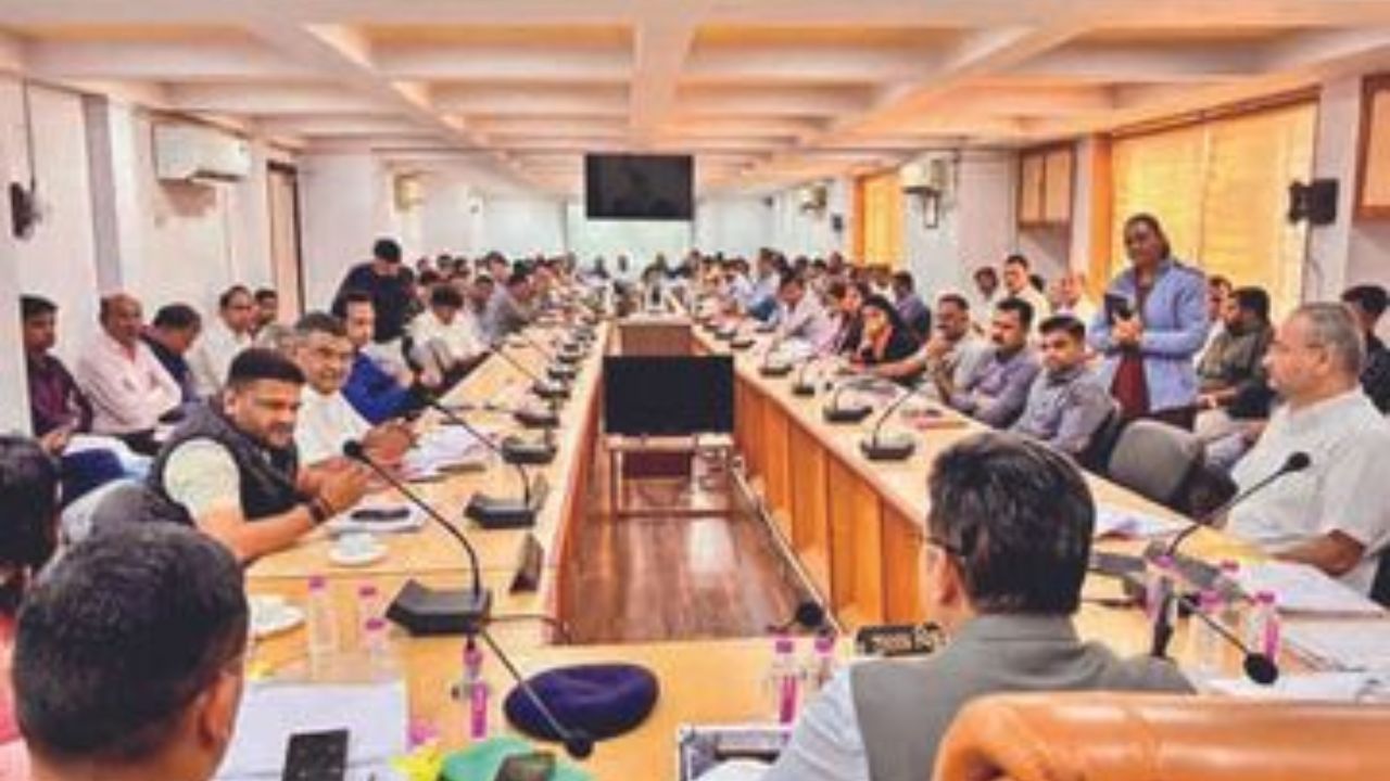 Washim News : योजनांची प्रभावी अंमलबजावणी करा! जिल्हा पाणी व स्वच्छता मिशन समितीची सभा