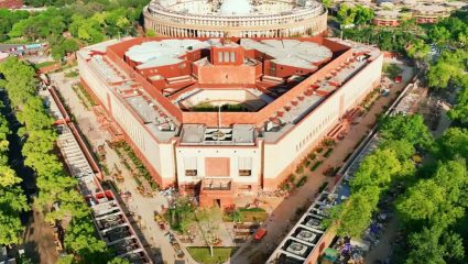 Parliament session : संसदीय अधिवेशनाचा दुसरा टप्पा आजपासून सुरु; जागतिक युद्धावरुन मोदी सरकारला पकडणार कोंडीत?