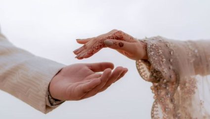 गुजरातमध्ये समान नागरी संहिता लागू करण्याची तयारी; एकापेक्षा जास्त विवाहाला 7 वर्षांची शिक्षा