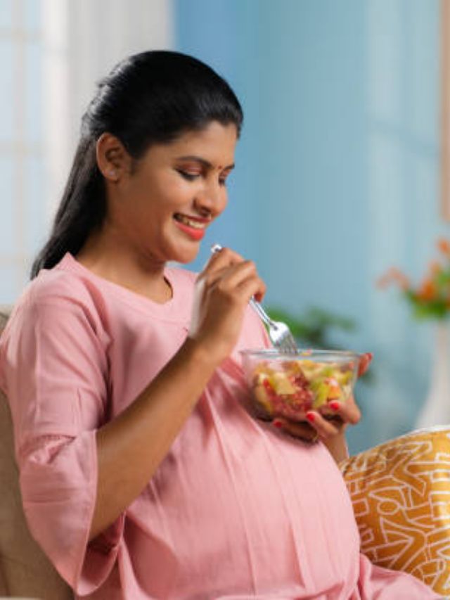 गर्भवती महिलांनी कोणता आहार घ्यावा, जाणून घ्या