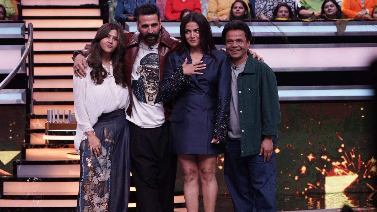 एकता कपूरच्या ‘या’ कृतीने जिंकली प्रेक्षकांची मनं, ‘व्हील ऑफ फॉर्च्यून’ची जिंकलेली रक्कम ‘या’ अभिनेत्याकडे केली सुपूर्द