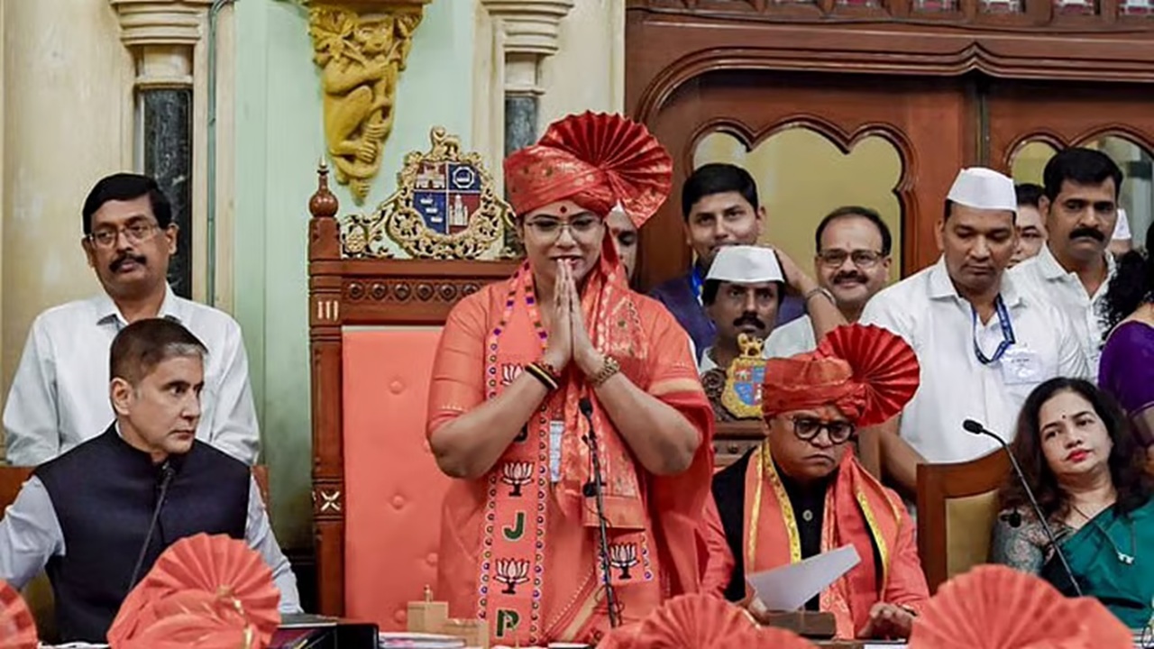 Ritu Tawde : मारहाण प्रकरण महापौरांना भोवणार! शाळेतील वादाच्या खटल्यातून निर्दोष मुक्ततेस न्यायालयाचा नकार