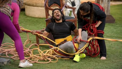 Bigg Boss Marathi 6: ‘अरे, त्याच्या गळ्यात दोरी अडकली…’ कॅप्टन्सी टास्कमध्ये संकेत दोऱ्यांमध्ये अडकला; बिग बॉसच्या घरात खळबळ