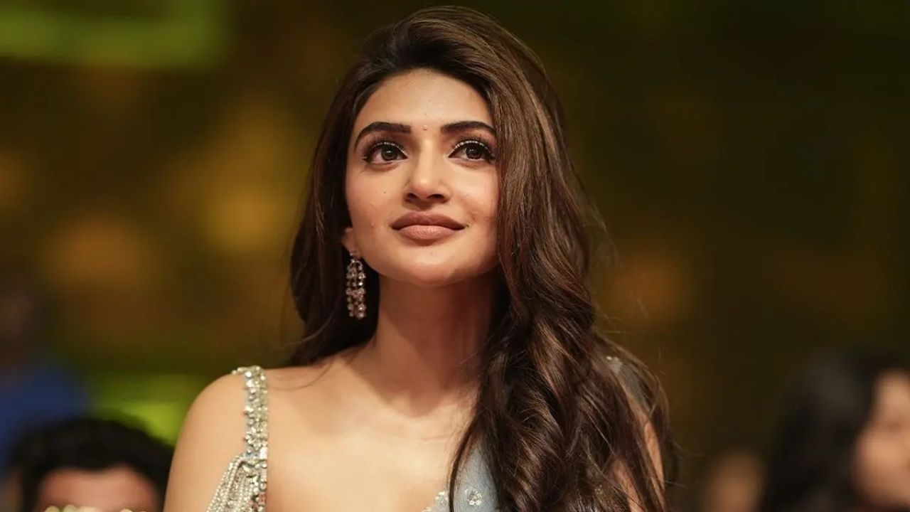 “मी खूप रडायचे,” श्रीलीलाने उघड केले इंडस्ट्री सोडण्यामागचे कारण; ट्रोलिंगबद्दलही दिले स्पष्टीकरण