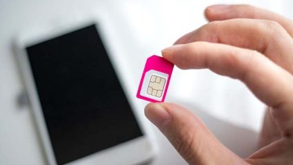 Tech Tips: एकाच कोपऱ्यात का कापलेले असते SIM Card? फक्त डिझाईन नाही, हे आहे कारण! वाचून तुम्हीही थक्क व्हाल