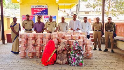 तांब्याचे हांडे चोरणाऱ्या महिलांच्या टोळीला ठोकल्या बेड्या; ‘या’ परिसरात सापळा रचून पकडले