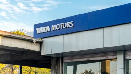 कार खरेदीचे स्वप्न महागणार! ‘या’ तारखेपासून Tata Motors च्या Cars ची किंमत वाढवणार