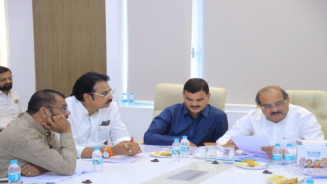 धरणग्रस्तांना मोठा दिलासा; उजनी पाणलोट क्षेत्रातील अतिक्रमण हटाव नोटिसांना तात्काळ स्थगिती