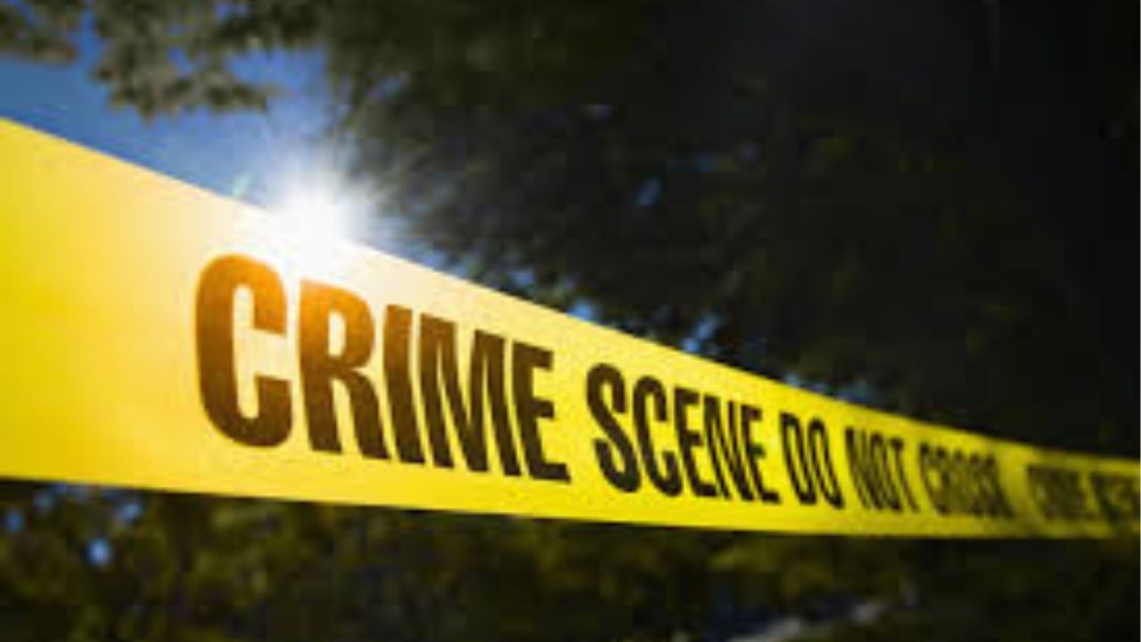 Solapur Crime: संतापजनक! पतीने बोलण्याच्या बहाण्याने खोलीत नेलं, पेट्रोल टाकून पत्नीला पेटवलं; महिला गंभीर