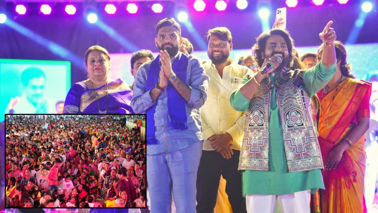 ‘जयभीम’च्या घोषणांनी दुमदुमली रात्र; आदर्श शिंदेंच्या भीमा गीतांनी वातावरण भारावले