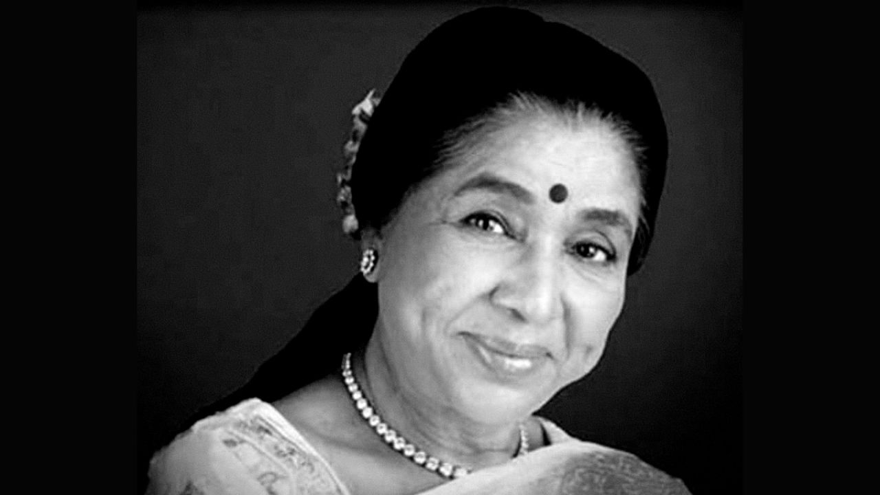 Asha Bhosle Death : सुरांची आशा हरपली…! आशा भोसले यांच्या निधनानंतर सोशल मीडियावर शोककळा; नेटकऱ्यांनी वाहली श्रद्धांजली
