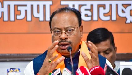 ‘अधिकाऱ्यांनी गैरव्यवहार केल्यास आता थेट गुन्हे दाखल होणार’; महसूलमंत्र्यांनी नेमकं काय म्हटलं?