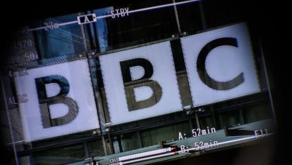 BBC मध्ये मोठी नोकरकपात; 2000 कर्मचाऱ्यांना फटका, कंपनीने दिलं मोठं कारण