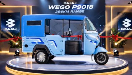 एका चार्जवर 296 किमीची रेंज! Bajaj ने लाँच केली इलेक्ट्रिक रिक्षा; किंमत स्वस्त आणि फीचर्स जबरदस्त