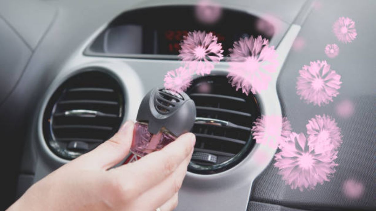 Car Perfume Tips: तुमच्या कारसाठी परफ्युम खरेदी करताय? ‘या’ गोष्टी ध्यानात ठेवा अन्यथा प्रवासाची मज्जाच होईल नाहीशी