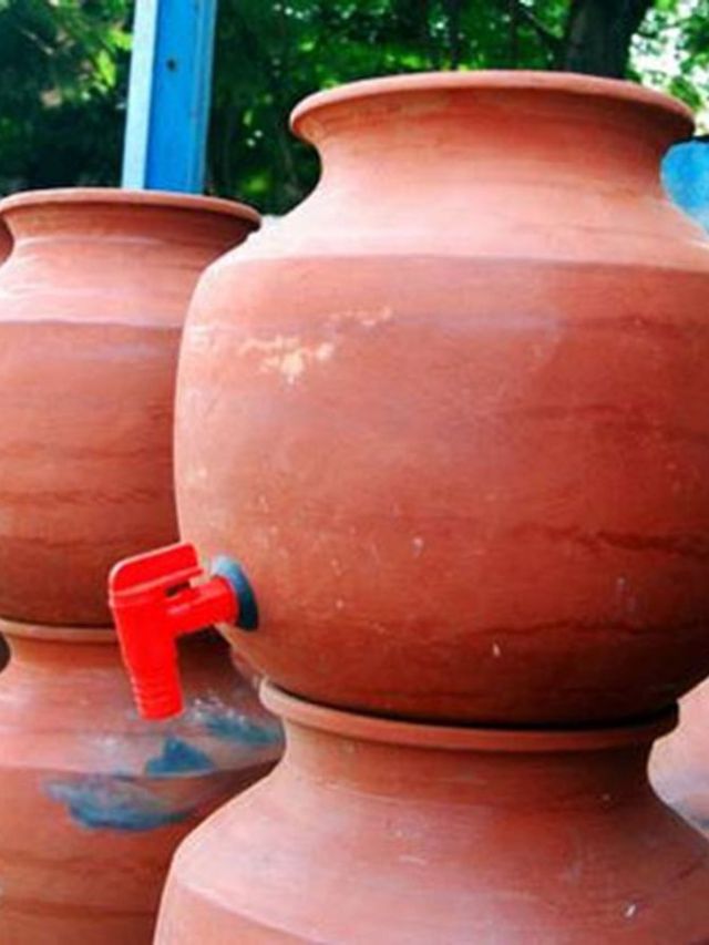 उन्हाळ्यात माठातील पाणी पिण्याचे काय आहेत आरोग्यदायी फायदे