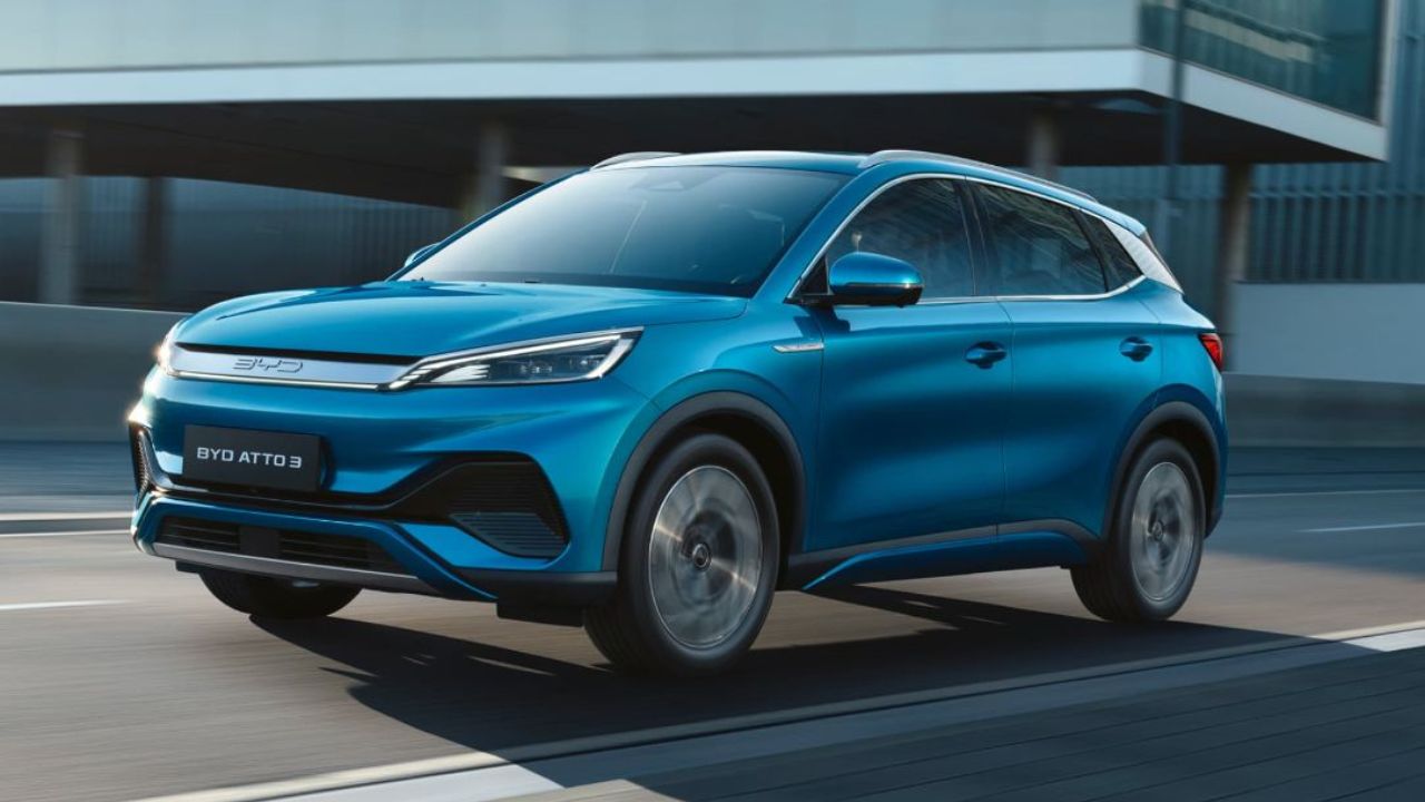 सिंगल चार्जवर 630 किमी रेंज अन् 9 मिनिटात फुल चार्ज! BYD ने सादर केली नवीन Electric Car