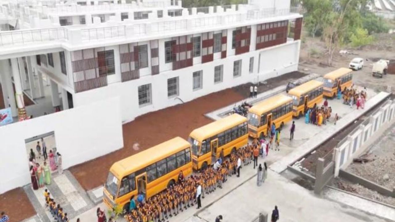 Khanwadi School Case: चुकीची माहिती पसरवणे पडले महागात; शिक्षण विस्तार अधिकारी निलंबित