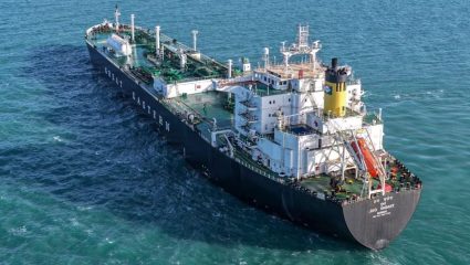 भारताची यशस्वी कूटनीती! US-Iran युद्धात होर्मुझमधून 9वां LPG टँकर सुखरुप बाहेर; देशाचा उर्जा पुरवठा सुरक्षित?
