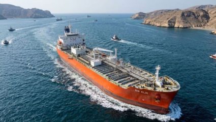 US Iran शांतता चर्चा फिस्कटली; त्यापूर्वीच भारताचे LPG टँकर Hormuz मधून सुखरुप बाहेर, जग पाहतचं राहिलं