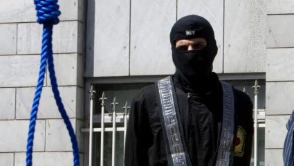 Israel Iran Conflict : इराणचा आक्रमक पवित्रा! युद्धविरामाच्या चर्चेदरम्यान इस्रायली गुप्तहेराला फाशी, मध्यपूर्वे पुन्हा पेटणार?