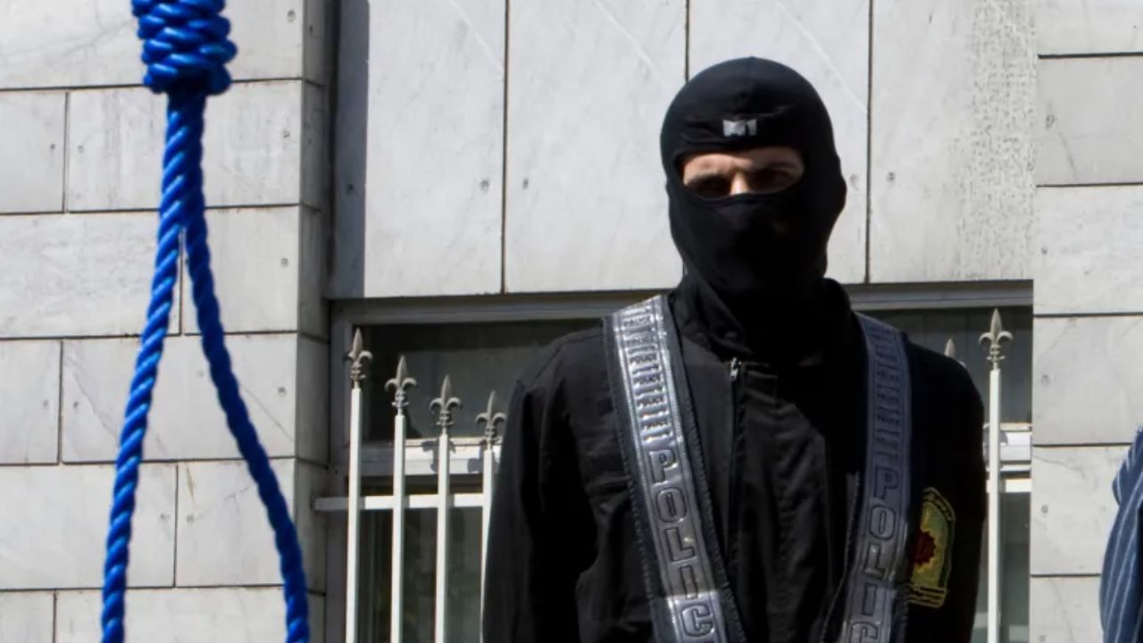 Israel Iran Conflict : इराणचा आक्रमक पवित्रा! युद्धविरामाच्या चर्चेदरम्यान इस्रायली गुप्तहेराला फाशी, मध्यपूर्वे पुन्हा पेटणार?