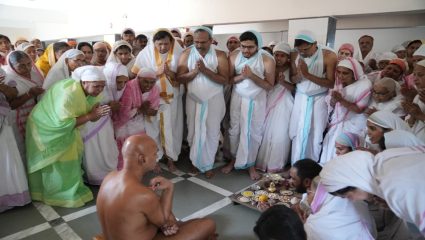 Akshaya Tritiya निमित्त जैन मंदिरात धार्मिक कार्यक्रमांची भक्तिमय सांगता; आहार अर्पणातून आत्मशुद्धीचा संदेश