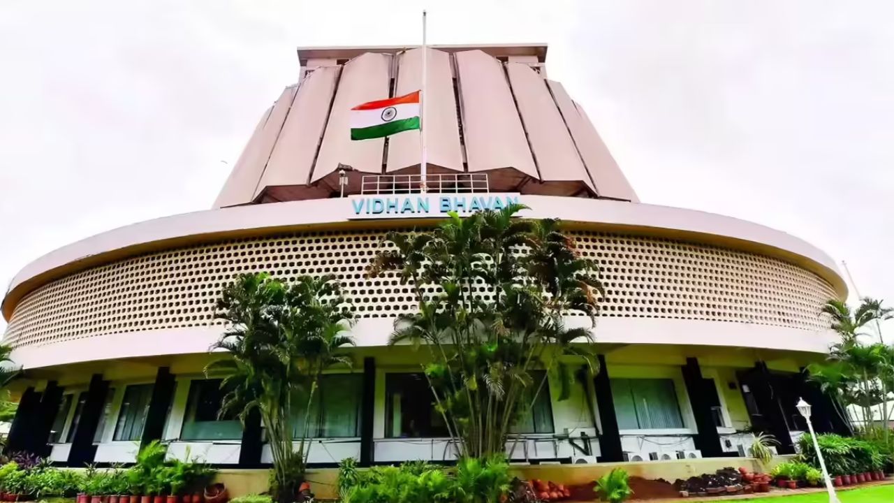 Maharashtra Legislative Council Election 2026 : महाराष्ट्रात पुन्हा निवडणुकांचे बिगुल…! विधानपरिषदचा निवडणूक कार्यक्रम जाहीर