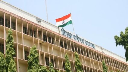 Maharashtra Politics : साताऱ्यात महायुतीतच चुरस; जिल्हा परिषद राजकारण तापले