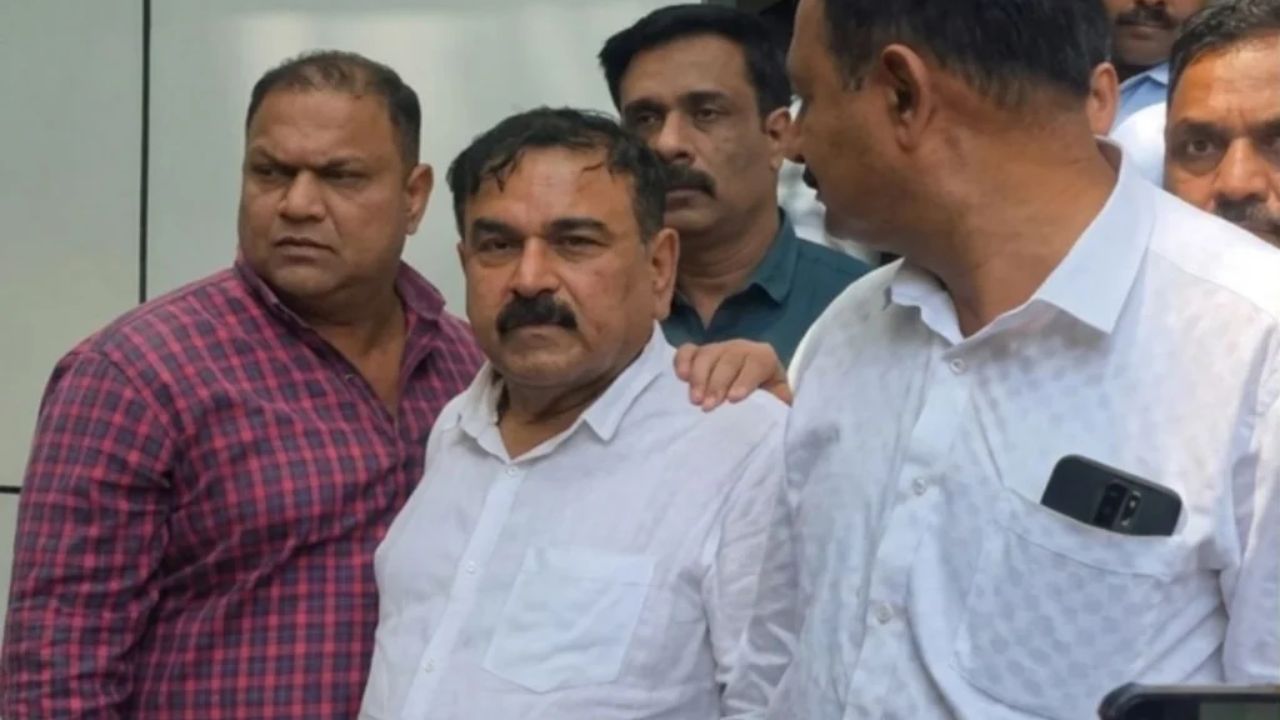 Ashok Kharat Case: ओश्नोजल’मधून गर्भपाताच्या गोळ्या! अशोक खरातच्या क्रूरतेचा नवा पुरावा समोर