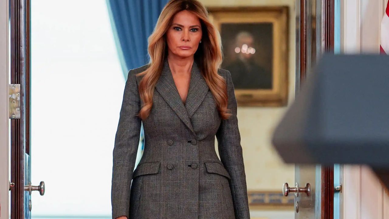 Iran युद्धावरुन लक्ष भरकटवण्याचा प्रयत्न? मेलानिया ट्रम्प यांचा Epstein बाबत मोठा खुलासा, जगभरात खळबळ