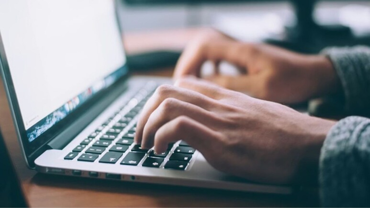 आता Meta ऑफिसमधील प्रत्येक क्लिक होणार रेकॉर्ड? कर्मचाऱ्यांच्या Privacy वर प्रश्नचिन्ह, नोकऱ्यांवरही संकट!