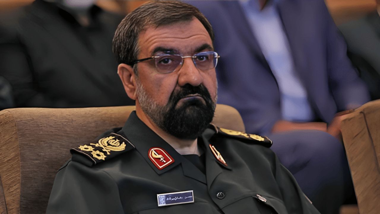 World War 3: ‘एक सैनिक = 1 अब्ज डॉलर्स’, मोजतबा खामेनीचे लष्करी सल्लागार मोहसेन रझाई गर्जले; दिले थेट ट्रम्पना चॅलेंज