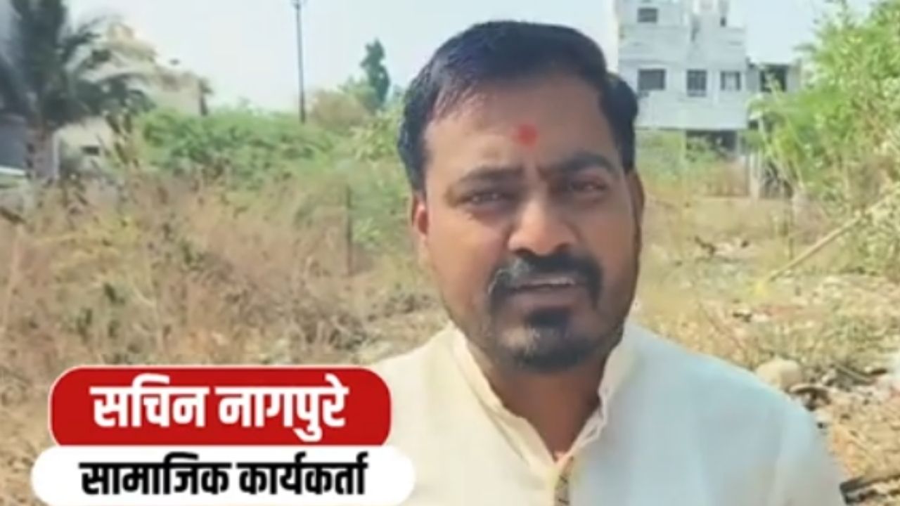 Ahilyanagar: वळुंच्या झुंजीत थोडक्यात बचावला चिमुकला; घटना सीसीटीव्हीत कैद