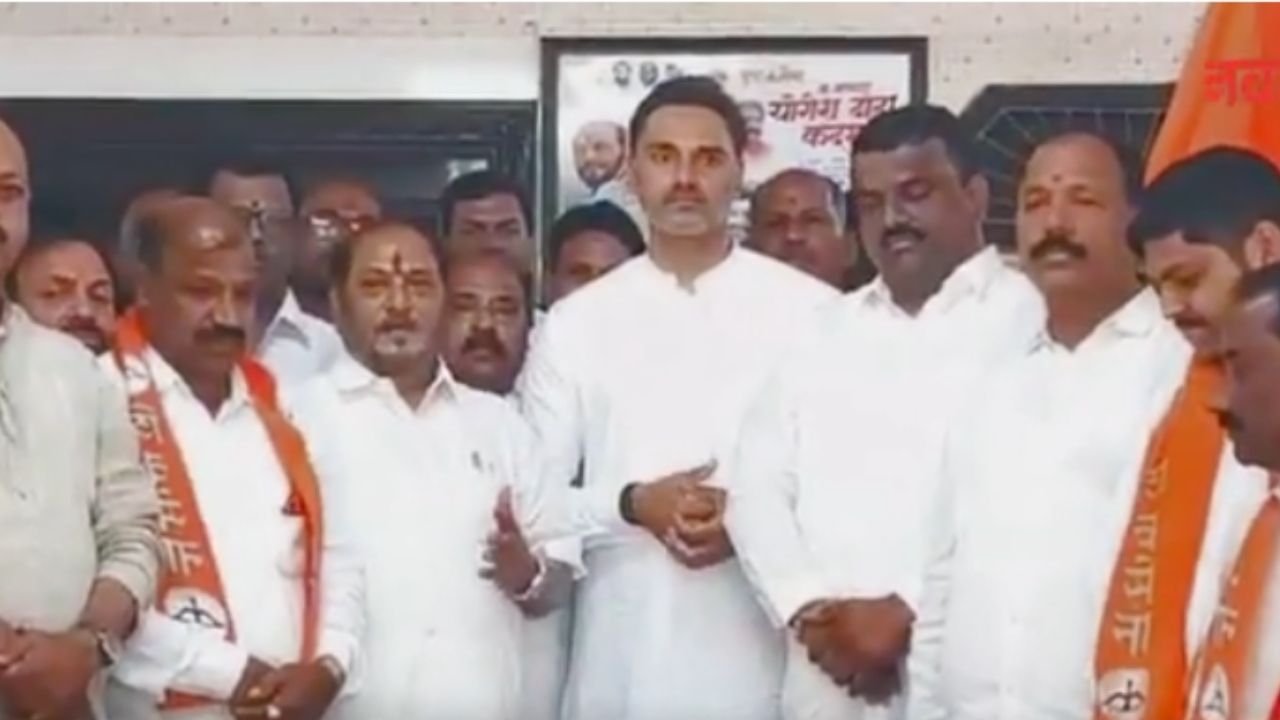 खेडमध्ये ठाकरेंना मोठा धक्का! तालुकाप्रमुख भिलारेंचा शेकडो कार्यकर्त्यांसह शिंदे गटात प्रवेश