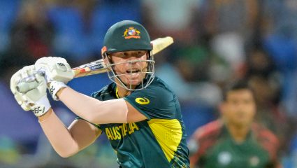 क्रिकेटविश्वाला हादरवणारी बातमी! Australia च्या David Warner ला पाकिस्तानात अटक; प्रकरण काय?