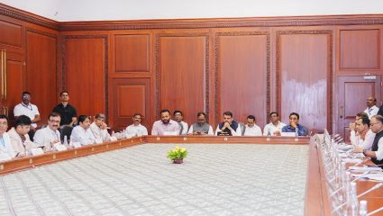 “… यासाठी पंढरपूर विकास आराखड्याच्या कामास गती द्यावी”; CM Devendra Fadnavis यांचे निर्देश