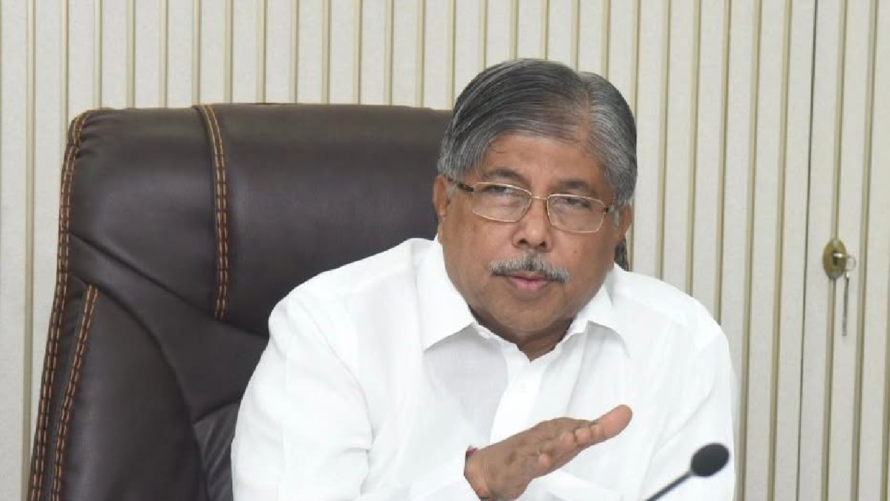 Education News: “विद्यार्थ्यांचे शुल्क ६% व्याजासह परत…”; चंद्रकांत पाटील यांचे निर्देश