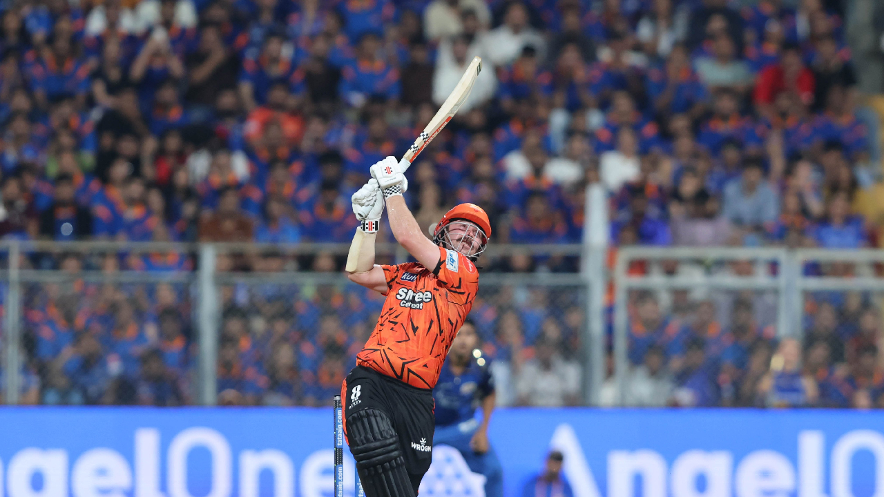 SRH Vs MI Live: मुंबईची ‘पलटण’ गार! ट्रेविस हेडने संपवलं मुंबईचं IPL मधील आव्हान