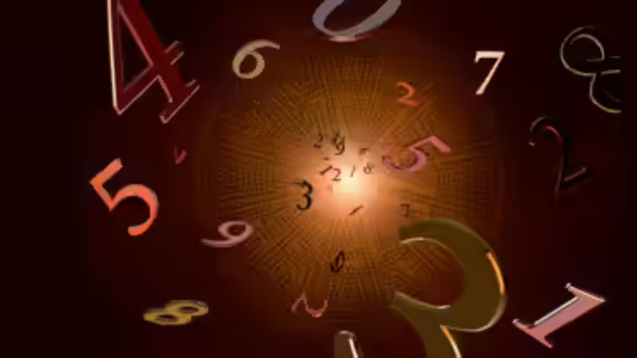 Numerology :  ‘या’ तीन मुलांकांचा जन्म श्रीमंत होण्यासाठी झाला; काय सांगतं अंकशास्त्र, जाणून घ्या सविस्तर