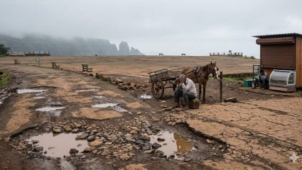 पाचगणीचे ‘टेबल लँड’ पडले ओस; खराब रस्त्यांमुळे पर्यटकांनी फिरवली पाठ, स्थानिक व्यावसायिक संकटात!